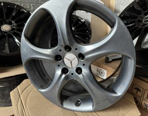 R18 MERCEDES-BENZ C 200 / CLK 350 / E 350 - 2