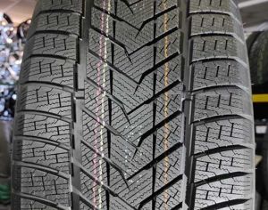 R13  175/70 ზამთარი