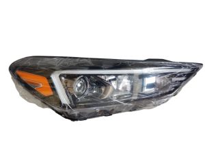 წინა მაშუქი LED - მარჯვენა