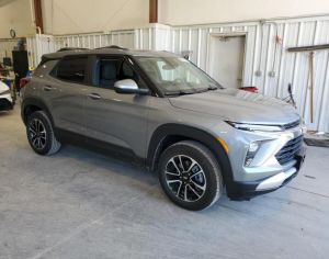 Chevrolet trailblazer 2020-2025.  იშლება