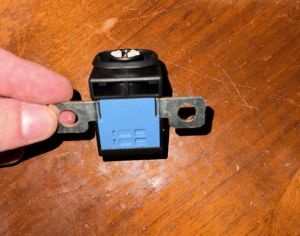 TESLAS PLIUSIS KAFSULA