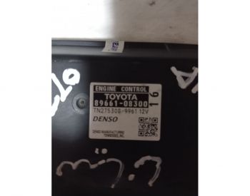 TOYOTA Sienna 2011-2014