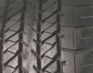 R20  275/45 ზამთარი