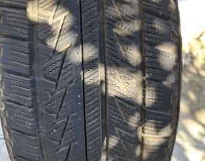 R17  225/45 ზამთარი