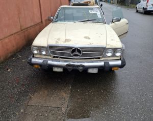 იშლება ძველი მერსედესი  sl 450 კაბრიოლეტი და კუპე
