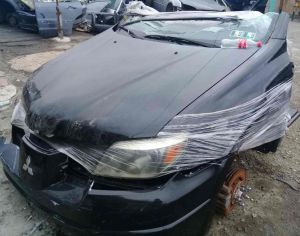 იშლება Mitsubishi Airtrek 2002-2006