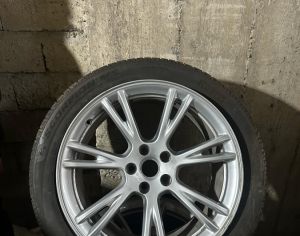 R19 TESLA Model Y 2018-2025