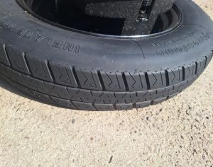 დანგრატი სათადარიგო საბურავი