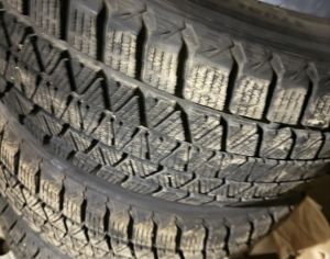 R20  275/45 ზამთარი BLiZak. საბურავებს გავლილი აქვს 2000 კმ