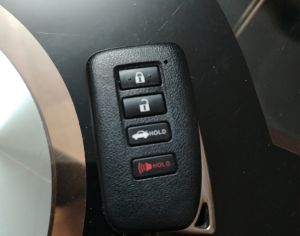 LEXUS ES 300 გასაღები