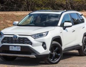 იშლება Toyota RAV4 XSE Hybrid გვყავს 2019-2025 დაშლილი ავტომობილები ასევე გვაქვს სერვისიც ბათუმი