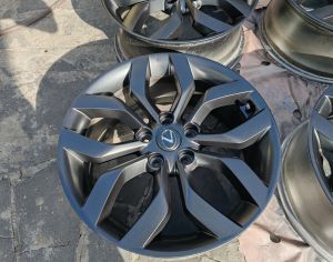 Ჰიუნდაი, Ტოიოტა, მაზდა, ნისანი, ჰონდა 5/114,3 გადახვრეტის 18იანი და 17იანი ზომის დისკები და საბუავების კომპლექტი