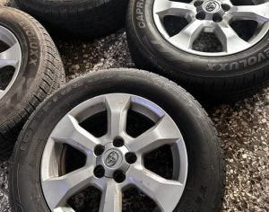 იყიდება Rav4-ის დისკები და საბურავები