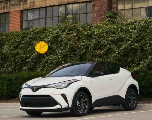TOYOTA CHR 2020-2024 წინა საქარე მინა