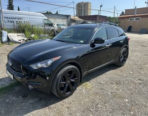 Infiniti qx70