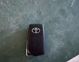 toyota camry გასაღები (ორიგინალი)