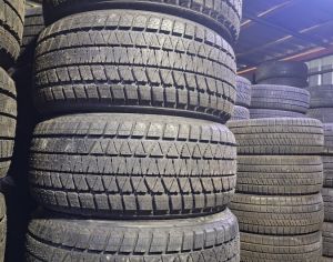 R20  315/35 ზამთარი. Brijston blizzak წინა 275/40