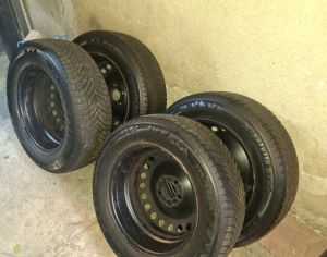 R16  215/60 ზამთარი