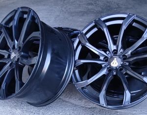 5/112,R-20,J-9/5,ET-52..MERCEDES BENZ..AUDI..VOLKSWAGEN..ORIGINAL GERMANY..OZ