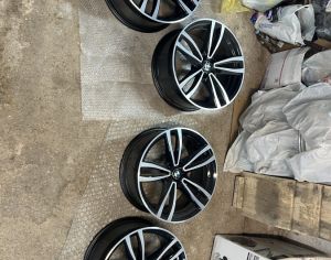 R19 BMW 750 2016-2019 - 2