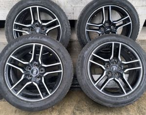 R18 FORD Mustang 2017-2023