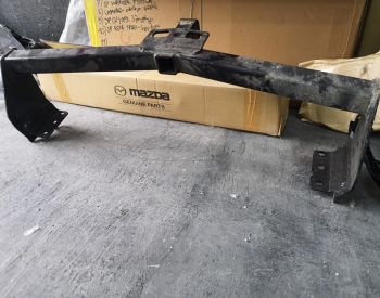 Jeep-ის უნივესალი ველოსიპედის ჩასაბმელი