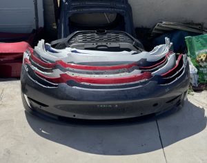TESLA Model 3 2018 0.7 - 2