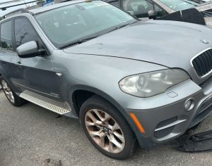 bmw  X5  2011 წლიანი