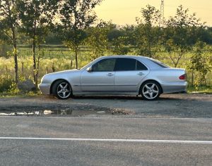 R18 MERCEDES-BENZ CLS 63 AMG 2025