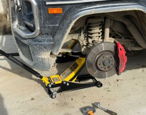 ამწე დომკრატი 3 ტონიანი - 400 ლარი