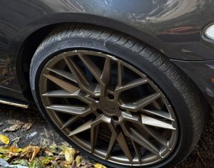 R20 MERCEDES-BENZ / AUDI