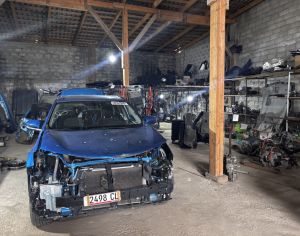 იშლება რავ4 როგორც ჰიბრიდი ასევე ბენზინი. 2015-2018 წლიანი. გვაქვს ყველა ორიგინალი დეტალი. 558090946 ბათუმი.