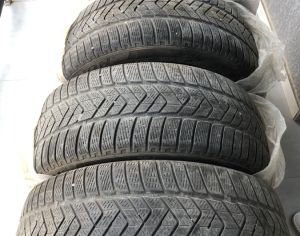 R20  255/45 Winter
