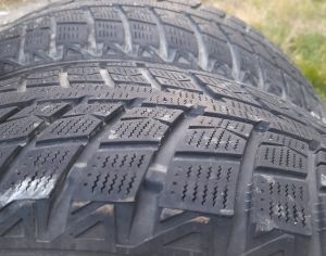 R19  225/55 ყველა სეზონი.   2 ცალი