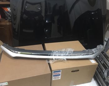 რავ4 წინა ბამპერის ტუჩი