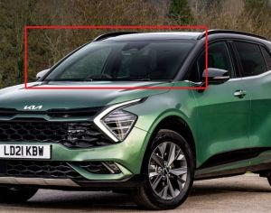 KIA SPORTAGE 2022-2024 წინა საქარე მინა კამერით და თავზე სენსორით