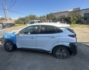 იშლება KONA electric