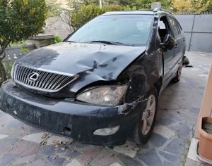 იშლება ან იყიდება