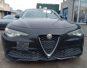 დაშლილი ავტო ნაწილები