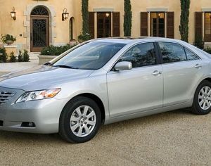 იშლება ტოიოტა კამრი ჰიბრიდი