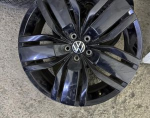 R20 VOLKSWAGEN Atlas/Atlas Cross 2017-2025