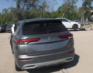 MITSUBISHI Outlander 2022 2.4 - 2