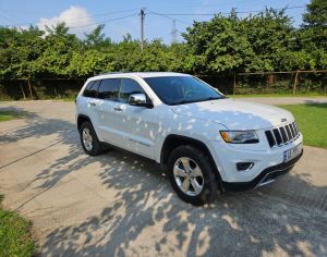 იშლება Jeep Grand Cherokee
