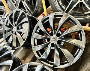 5/112,R-18,J-8,ET-35..MERCEDES BENZ,AUDI,VOLKSWAGEN,MINI,SKODA,SEAT....ORIGINAL GERMANY!!!