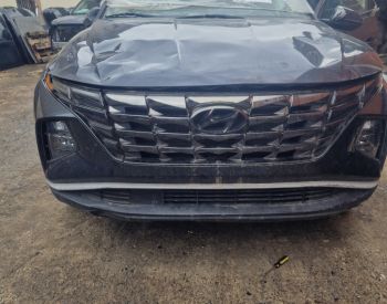 იშლება hyundai tucson 2022 წლიანი.