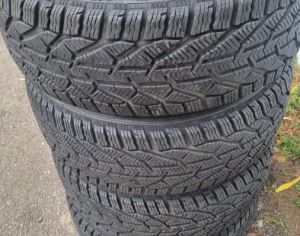 R17  215/50 ზამთარი