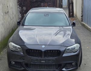იშლება bmw 550 f10