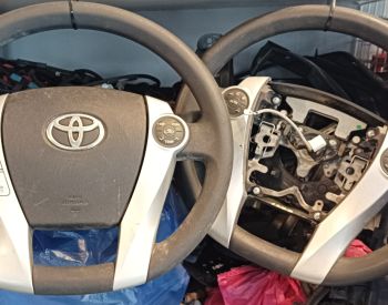 TOYOTA Prius 2010-2015 - 1