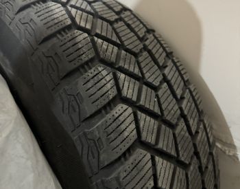 Lexus LX ის დისკები ზამთრის საბურავებით