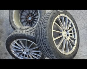 R18 MERCEDES-BENZ Viano / E 230